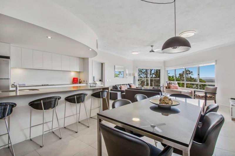 The Lookout Resort Noosa Екстериор снимка